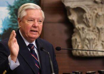 غراهام: لا سلام في الشرق الأوسط طالما بقيت حماس مسلحة