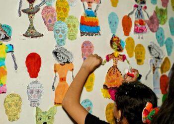 بالصور … سفارة المكسيك بالقاهرة تحتفل بيوم الموتى بورشة عمل فنية مع الاطفال