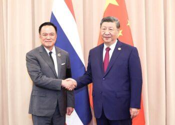 شي يقول إن الصين مستعدة لتعزيز تضافر استراتيجيات التنمية مع تايلاند ومشاركة تجربة التنمية في العصر الجديد