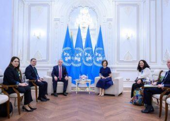 سراج الدين مهر الدين وأودري أزولاي يناقشان قضايا توسيع التعاون بين طاجيكستان واليونسكو