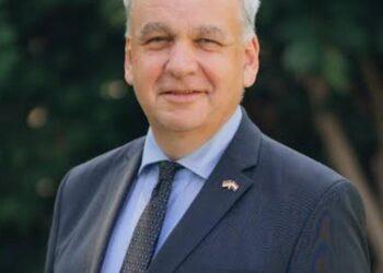 السفير الألماني بمصر يورجن شولتس يزور محافظة شمال سيناء