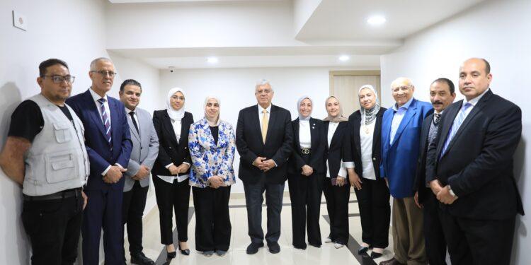 وزير التعليم العالي يتفقد مبنى الوزارة بمدينة نصر ويوجّه بتطوير الخدمات المقدمة للمواطنين
