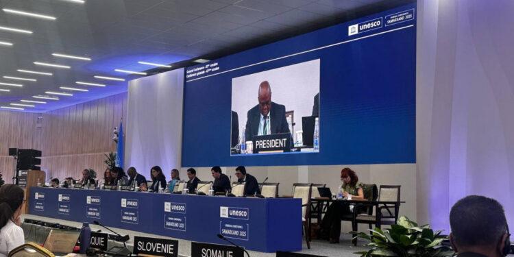 أسطوانة كورش: ميثاق مبكر لحقوق الإنسان والتنوع الثقافي.