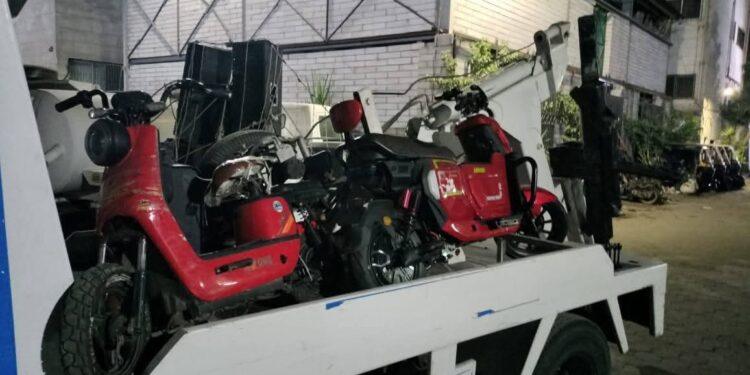 محافظ القاهرة يشدد على الأحياء بمنع سير التوك توك واسكوتر الأطفال ومصادراتها فورا.