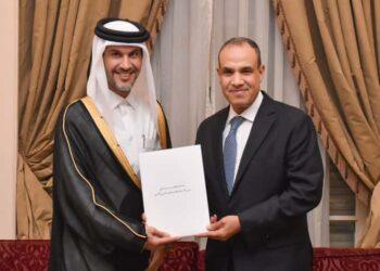 السفير/ جاسم بن عبدالرحمن آل ثاني يقدم أوراق اعتماده سفيراً فوق العادة مفوضاً لدولة قطر لدى مصر