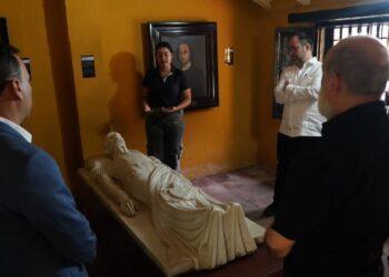 الوزير جيل: إنه لشرف عظيم أن نحيي ذكرى المحرر سيمون بوليفار