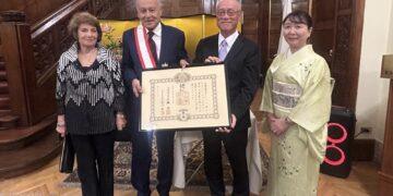 تتويج أحمد أبو الغيط الأمين العام لجامعة الدول العربية بوسام الشمس المشرقة – الوشاح الأكبر