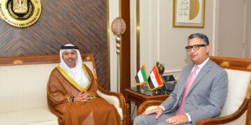 وزير التموين يستقبل السفير حمد الزعابي سفير دولة الامارات العربية المتحدة لبحث سبل التعاون المشترك بين مصر والإمارات