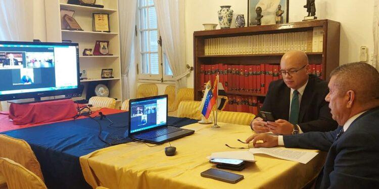 اجتماع بالفيديو بين فريقى العمل لوزارتي السياحة في فنزويلا ومصر