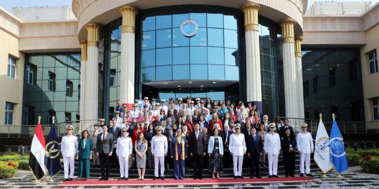 المستشارة أمل عمار تشهد ندوة ” تمكين المرأة في المناصب القيادية في قوات حفظ السلام