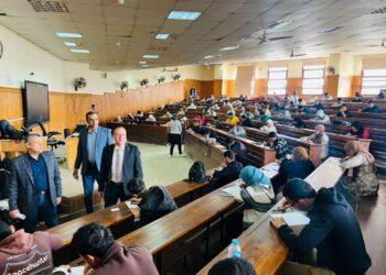 رئيس جامعة الدلتا التكنولوجية يتابع سير اختبارات منتصف الفصل الدراسى الأول (الميد ترم)للعام الجامعى 2025/2026