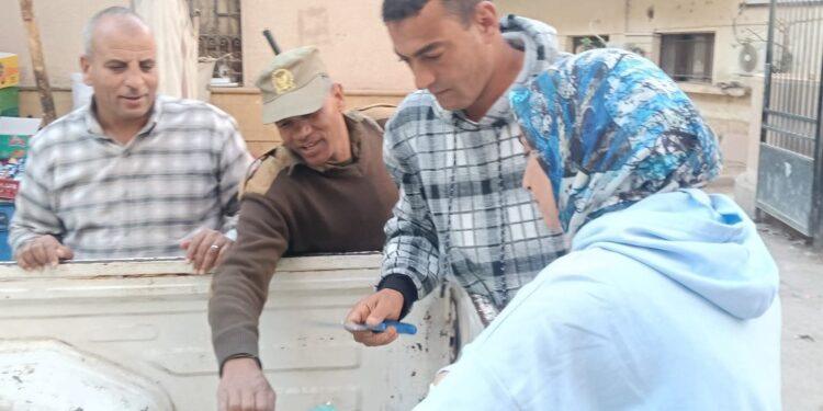 ضبط ٢٥طن أرجل ماشية وهياكل دجاج غير صالحة للاستهلاك الآدمي في بني سويف