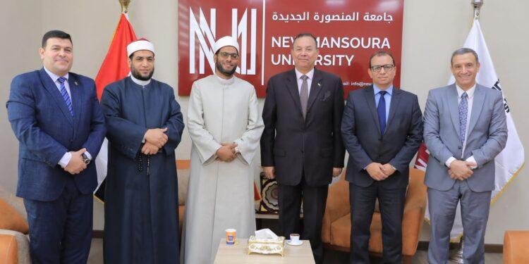 جامعة المنصورة الجديدة تنظم ندوة تثقيفية بعنوان”ضعف القدوة في الأسرة: حين يفقد الأبناء بوصلتهم”