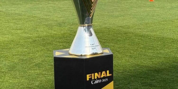 وفد رسمي من بيراميدز يحضر حفل جوائز الأفضل فى أفريقيا