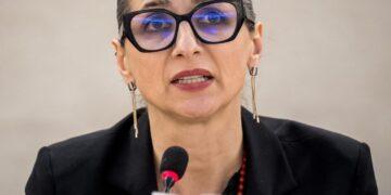 مفوضة أممية: “28 قتيلًا في يوم وقف إطلاق النار… ومعاناة الفلسطينيين عارُ عصرنا”