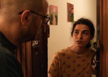 “بطاطا شيبس عَ فستق”