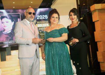 فداء منذر تحصد الجائزة الذهبية للأعمال لعام 2025… وتتألّق في ليلة احتفالية مميّزة