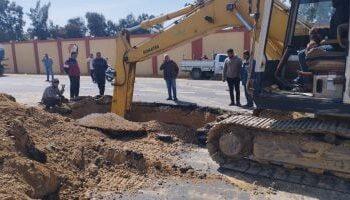 إصلاح الخط الرئيسى بالحى الغربى بشبين الكوم فى المنوفية