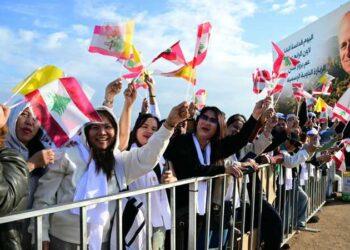 من لبنان.. البابا يختتم اليوم أولى جولاته الخارجية