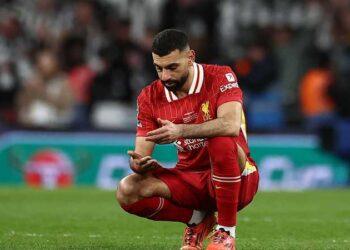 لعنة النهايات.. هل يخرج صلاح من باب مارادونا الخلفي؟