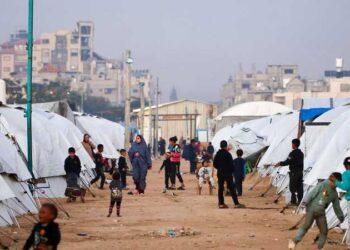 غزة.. خيام بالية وأمطار وعائلات كاملة في العراء