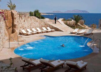 رغم ارتفاع رسوم التأشيرة.. مصر تبقى الوجهة الشتوية الأرخص للروس الباحثين عن شمس وشواطئ