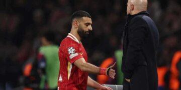 “الفرصة الأخيرة”.. محمد صلاح يعود إلى قائمة ليفربول بعد محادثات حاسمة