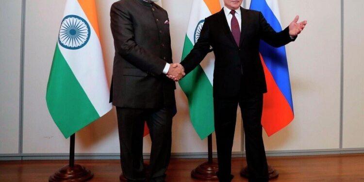 بوتين يصدق على اتفاقية عسكرية مع الهند لتعزيز التعاون وتسهيل الإجراءات