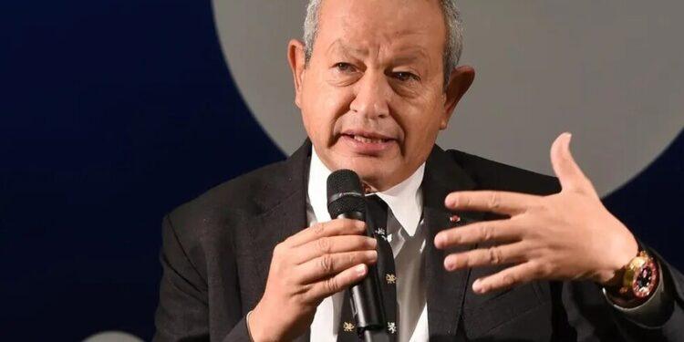 نجيب ساويرس يوجه طلبا عاجلا للحكومة المصرية