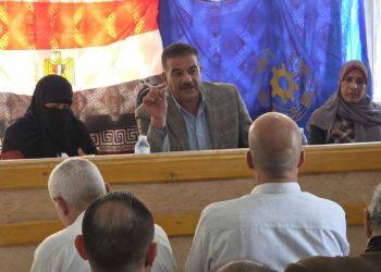 تخت عنوان ( أهل إدكو صوتك مسموع ) اللواء أ.ح خالد رسلان رئيس مركز ومدينة إدكو يلتقى بالمواطنين (صور)