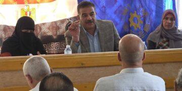 تخت عنوان ( أهل إدكو صوتك مسموع ) اللواء أ.ح خالد رسلان رئيس مركز ومدينة إدكو يلتقى بالمواطنين (صور)