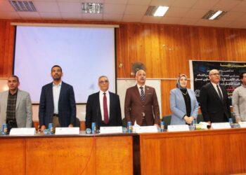 نظمتها كلية التجارة ..جامعة أسيوط ورشة عمل فى “علم البيانات والذكاء الاصطناعي”