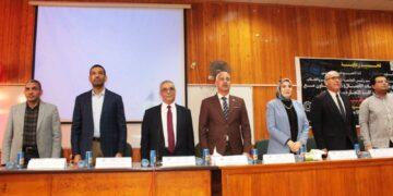 نظمتها كلية التجارة ..جامعة أسيوط ورشة عمل فى “علم البيانات والذكاء الاصطناعي”