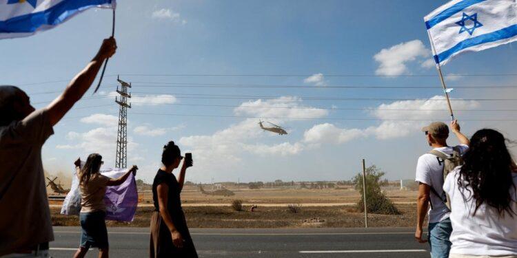 مسؤول ملف الأسرى في الاستخبارات الإسرائيلية يكشف كواليس الإخفاقات والنكسات: “لم نفهم 7 أكتوبر… وخشيتُ انهيار الدولة”