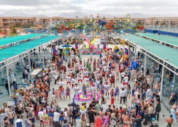 جنسيات العالم تحتفل بعيد ميلاد نيفرلاند الثالث كأكبر مدينة ألعاب ترفيهية في الشرق الأوسط