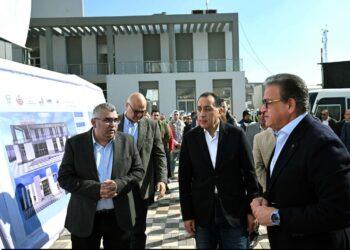 رئيس الوزراء يتفقد مشروعات المبادرة الرئاسية “حياة كريمة” بقرى مركز شبين القناطر بالقليوبية (صور)