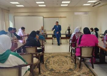 التحقق مسئولية وطنية ندوة بمركز إعلام البحر الأحمر