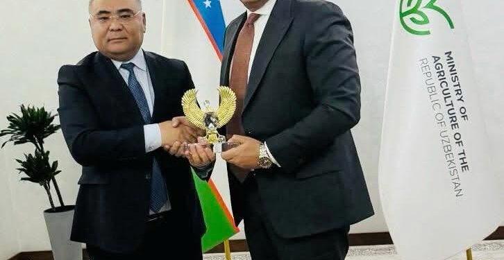 السفير المصرى فى طشقند يلتقى وزير الزراعة لجمهورية أوزبكستان