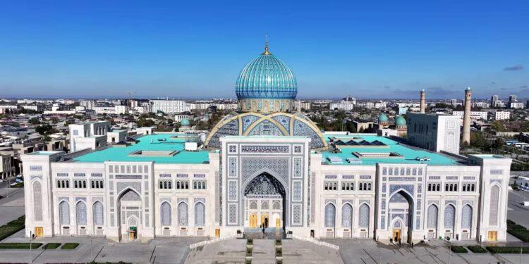 وكالات أنباء دولية تسلط الضوء على مركز الحضارة الإسلامية فى أوزبكستان …وصفته بالعملاق العالمى
