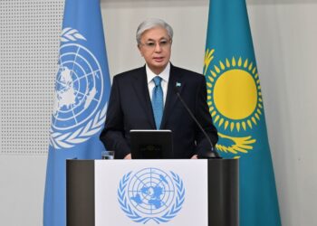 توكاييف يدعو إلى تجديد الثقة العالمية، وإصلاح الأمم المتحدة، وتعزيز دور القوى المتوسطة.