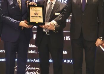 جائزة AFASU الذهبية للاتحاد الافرواسيوى تمنح لرواد السياحه العربيه والافريقيه