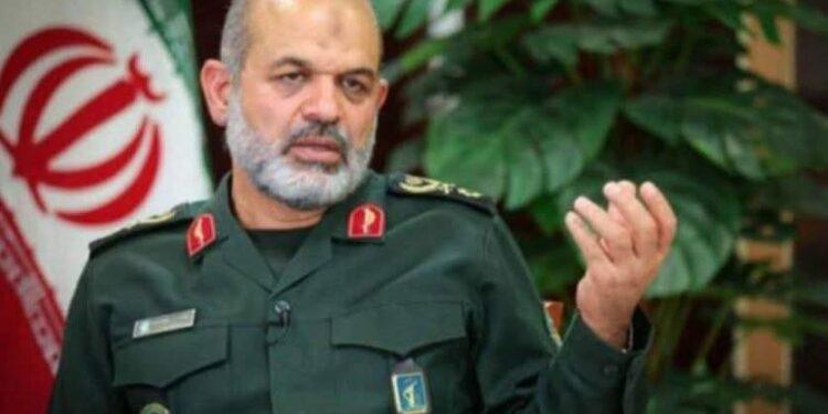 قائد الجيش الإيراني: نرصد تحركات العدو ونحتفظ بحق الرد الحاسم