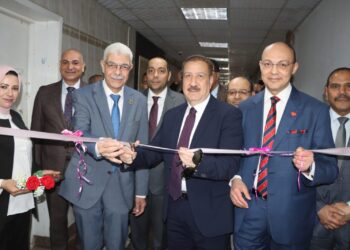 تزامنا مع احتفالات عيد الجامعة التاسع والأربعين..رئيس جامعة المنوفية والمحافظ يفتتحان عددًا من المشروعات الطبية الجديدة بمستشفى الطوارئ دعمًا لمنظومة الرعاية الصحية بالمحافظة