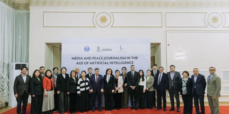 فرع مجلس حكماء المسلمين في إقليم آسيا الوسطى ينظم في مدينة ألماتي ورشة العمل الثانية بعنوان: «الإعلام وصحافة السلام في عصر الذكاء الاصطناعي»،