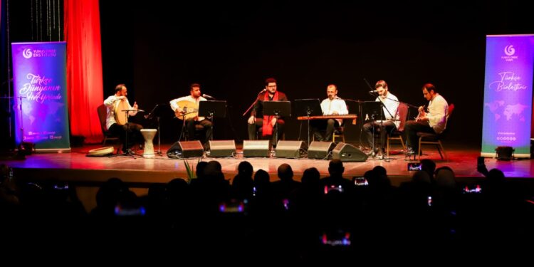 معهد يونس أمره بالقاهرة يقيم حفلًا موسيقيًا بدار الأوبرا في مئوية العلاقات بين البلدين