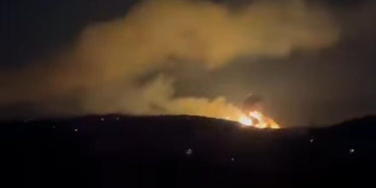 غارات إسرائيلية على جنوب لبنان مع تصاعد التوتر قبيل استحقاقات أمنية إقليمية