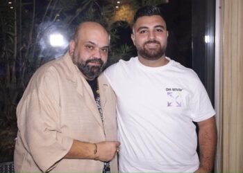 بلبل لبنان “حسن سرحان” وملك الطبل “إيلي بيطار” ثنائية تُشعل المسارح وتُطرب القلوب