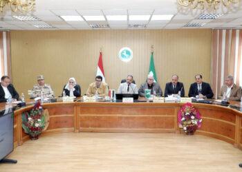 محافظ الشرقية يُؤكد على تكثيف حملات النظافة والتجميل بمحيط الكنائس لتهيئة الأجواء المناسبة للإخوة المسيحيين خلال إحتفالاتهم بعيد الميلاد المجيد