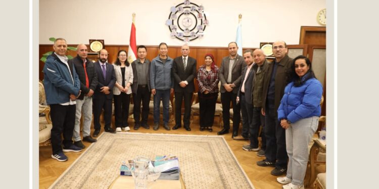 الأكاديمية الصينية للعلوم الزراعية تزور المركز القومى للبحوث