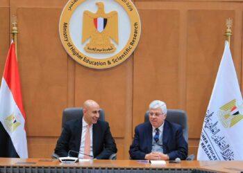 وزيرا التعليم العالي والتربية والتعليم يعقدان اجتماعًا لمناقشة تطوير مشروع الشهادات المهنية الدولية في التدريس للمعلمين